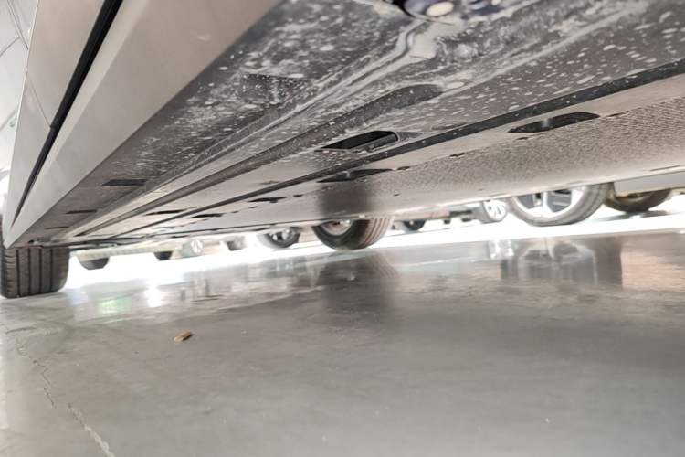 Used BYD Seal 06 New Energy 2025 EV 545KM Premium Edition Left Side Sill