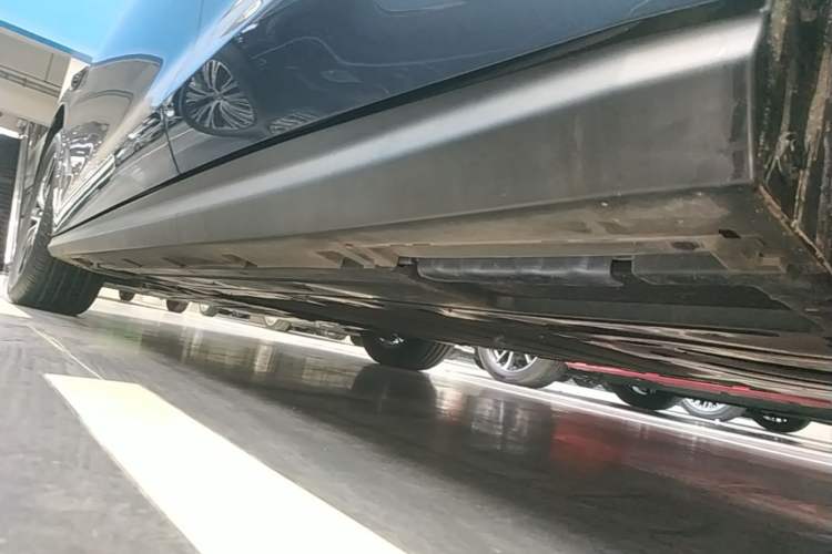 Used BYD Seal 06 New Energy 2025 DM-i Smart Drive 120KM Deluxe Model Left Side Sill