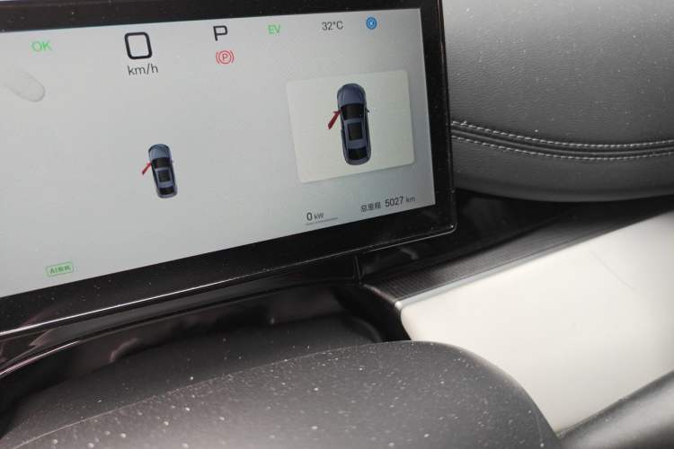 Used BYD Seal 06 New Energy 2025 DM-i Smart Drive 80KM Luxury Model Odometer Close Up