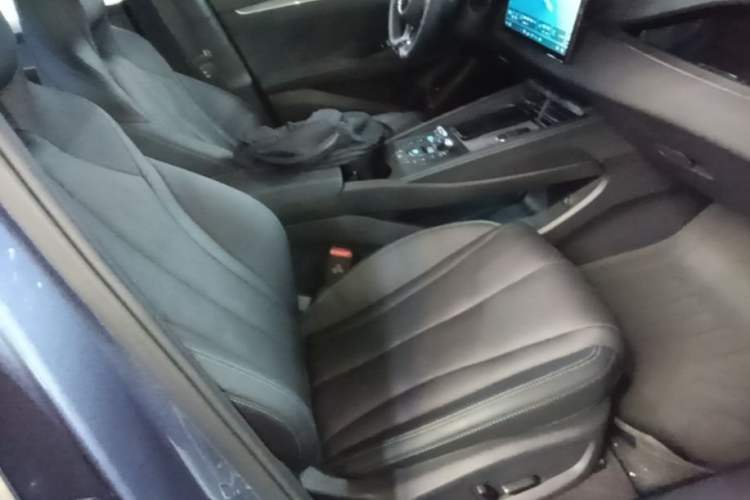 Used BYD Seal 06 New Energy 2025 DM-i Smart Drive 120KM Deluxe Model Right Front Seat