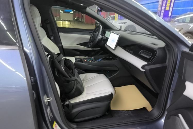 Used BYD Seal 06 New Energy 2025 DM-i Smart Drive 80KM Luxury Model Right Front Seat