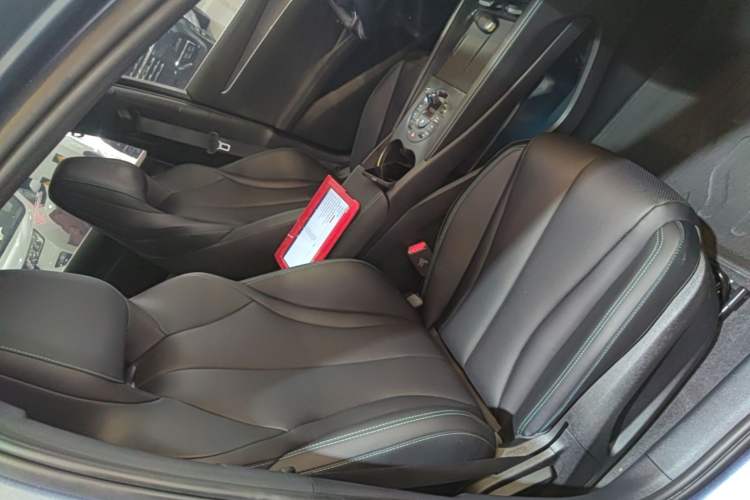 Used BYD Seal 06 New Energy 2025 DM-i Smart Drive 120KM Prestige Model Right Front Seat