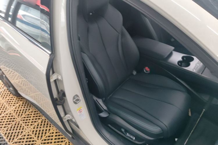 Used BYD Seal 06 New Energy 2025 EV 545KM Premium Edition Right Front Seat
