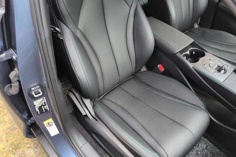 Used BYD Seal 06 New Energy 2025 DM-i Smart Drive 120KM Prestige Model Right Front Seat