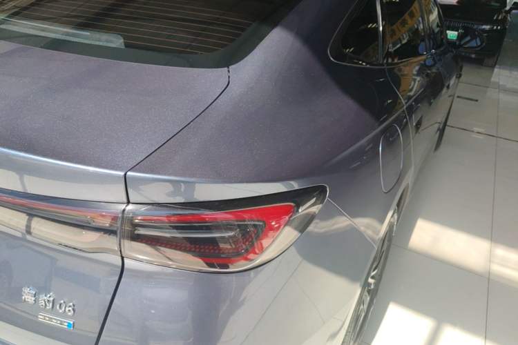 Used BYD Seal 06 New Energy 2025 DM-i Smart Drive 80KM Prestige Model Right Rear Taillight