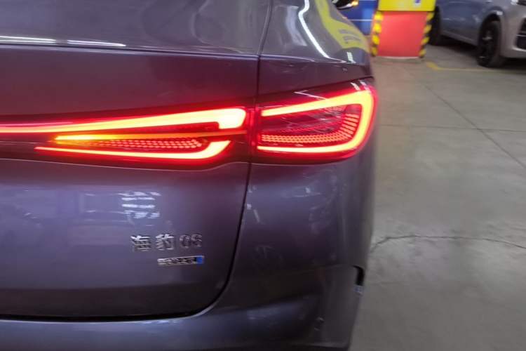 Used BYD Seal 06 New Energy 2025 DM-i Smart Drive 80KM Luxury Model Right Rear Taillight