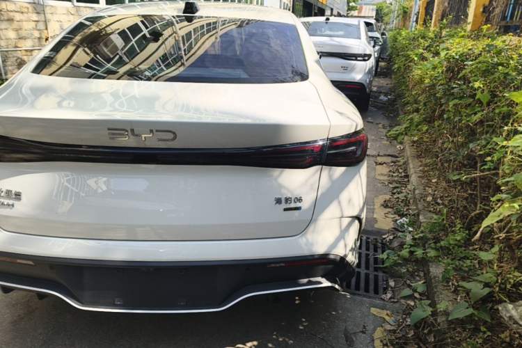 Used BYD Seal 06 New Energy 2025 DM-i Smart Drive 120KM Deluxe Model Right Rear Taillight