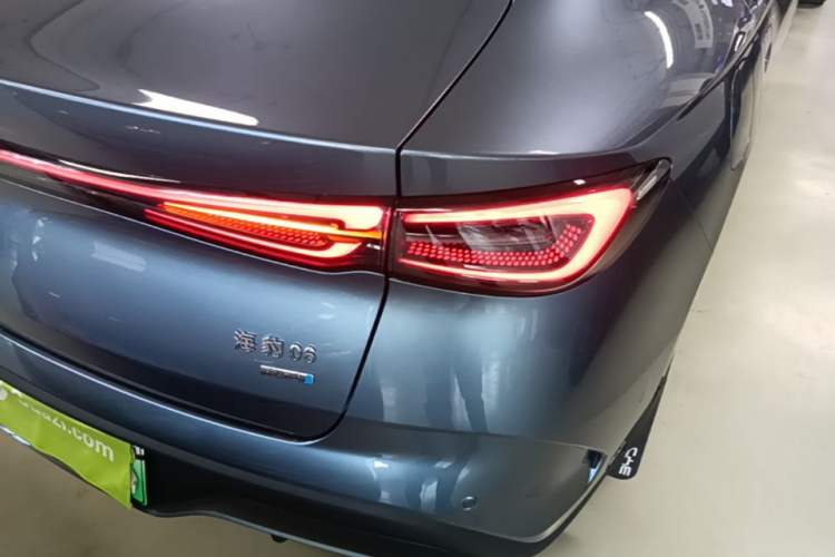 Used BYD Seal 06 New Energy 2025 DM-i Smart Drive 80KM Luxury Model Right Rear Taillight