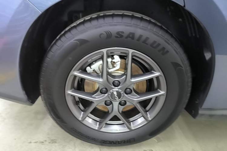 Used BYD Seal 06 New Energy 2025 DM-i Smart Drive 80KM Luxury Model Right Rear Wheel Hub