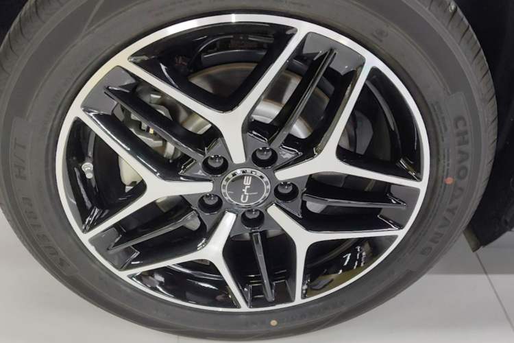 Used BYD Seal 06 New Energy 2025 EV 545KM Flagship Edition Right Rear Wheel Hub