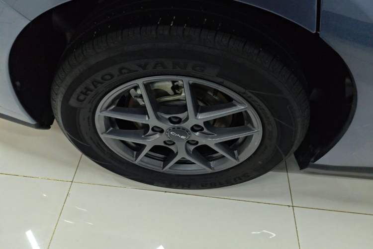 Used BYD Seal 06 New Energy 2025 DM-i Smart Drive 80KM Luxury Model Right Rear Wheel Hub