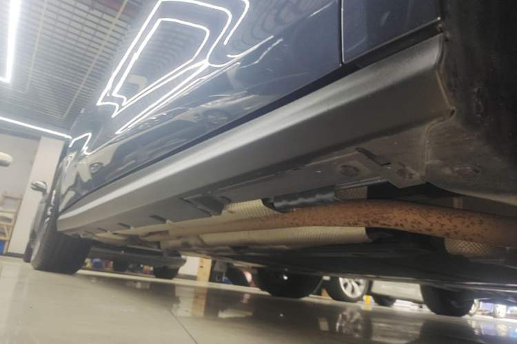 Used BYD Seal 06 New Energy 2025 DM-i Smart Drive 80KM Prestige Model Right Side Sill