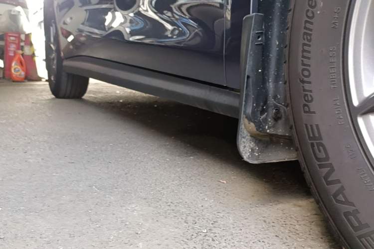 Used BYD Seal 06 New Energy 2025 DM-i Smart Drive 80KM Luxury Model Right Side Sill