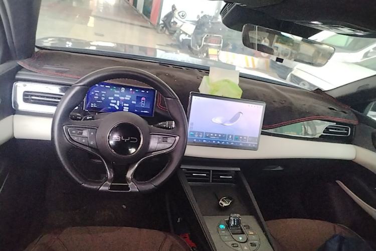 Used BYD Seal 06 New Energy 2025 DM-i Smart Drive 80KM Prestige Model Steering Wheel