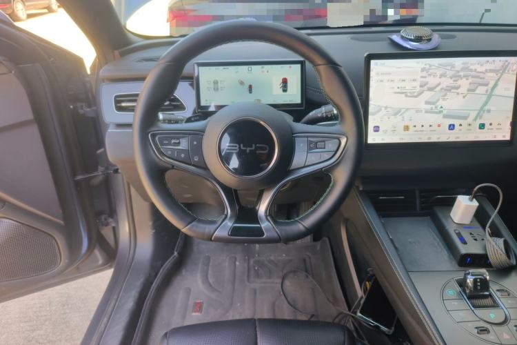 Used BYD Seal 06 New Energy 2025 DM-i Smart Drive 120KM Deluxe Model Steering Wheel