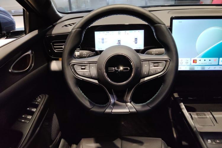 Used BYD Seal 06 New Energy 2025 EV 545KM Flagship Edition Steering Wheel