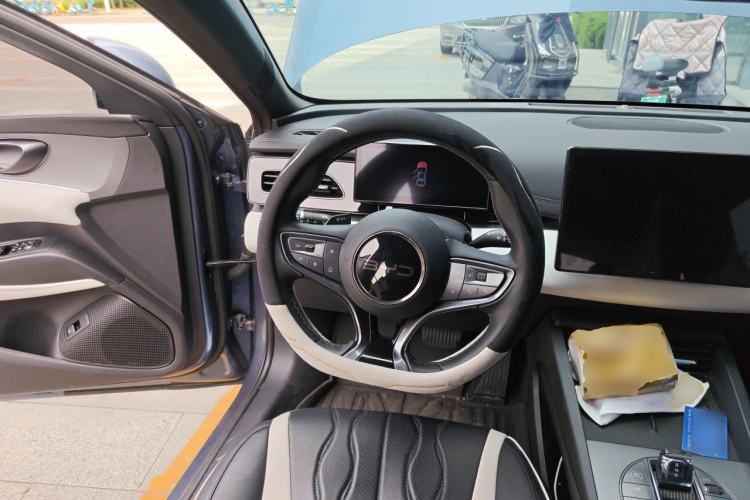 Used BYD Seal 06 New Energy 2025 DM-i Smart Drive 80KM Luxury Model Steering Wheel