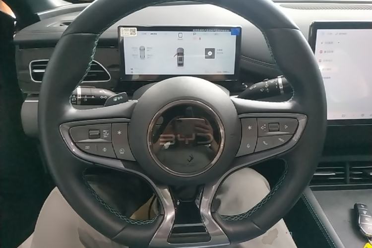 Used BYD Seal 06 New Energy 2025 DM-i Smart Drive 120KM Deluxe Model Steering Wheel