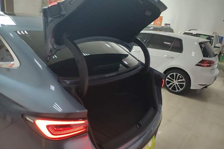 Used BYD Seal 06 New Energy 2025 DM-i Smart Drive 80KM Prestige Model Trunk