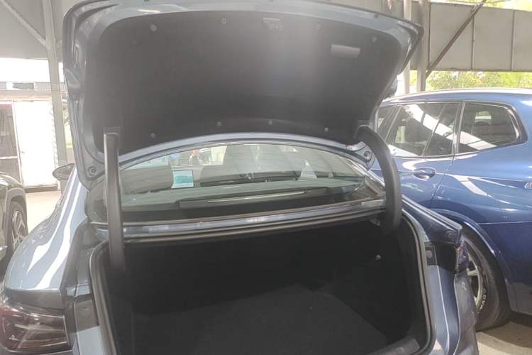 Used BYD Seal 06 New Energy 2025 DM-i Smart Drive 120KM Deluxe Model Trunk