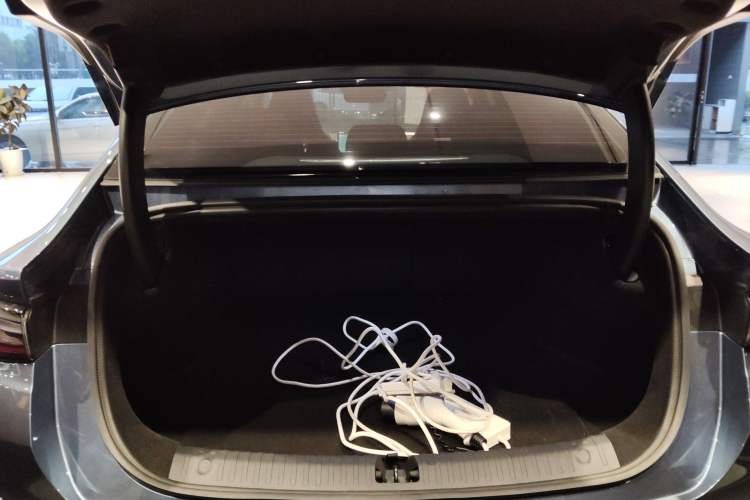 Used BYD Seal 06 New Energy 2025 EV 545KM Flagship Edition Trunk
