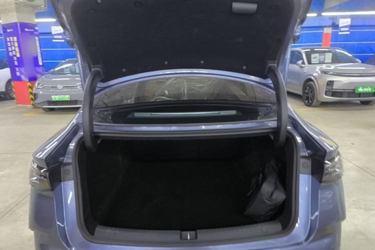 Used BYD Seal 06 New Energy 2025 DM-i Smart Drive 80KM Luxury Model Trunk