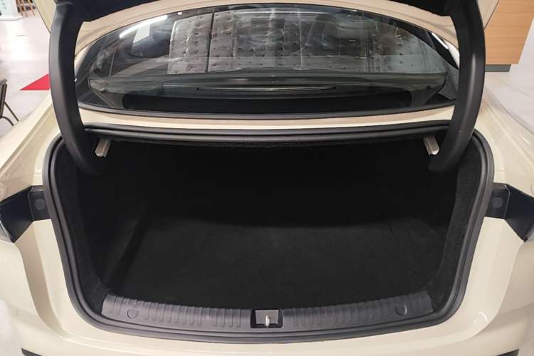 Used BYD Seal 06 New Energy 2025 DM-i Smart Drive 120KM Deluxe Model Trunk