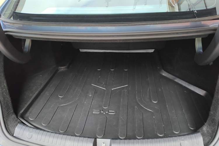 Used BYD Seal 06 New Energy 2025 DM-i Smart Drive 120KM Prestige Model Trunk