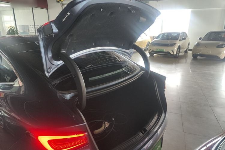 Used BYD Seal 06 New Energy 2025 DM-i Smart Drive 120KM Deluxe Model Trunk
