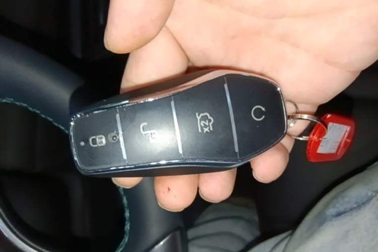Used BYD Seal 06 New Energy 2025 DM-i Smart Drive 120KM Deluxe Model Vehicle Key