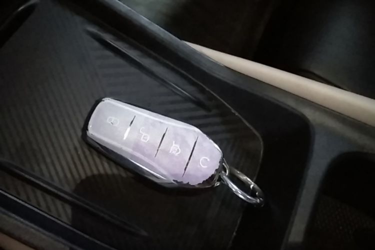Used BYD Seal 06 New Energy 2025 DM-i Smart Drive 120KM Prestige Model Vehicle Key