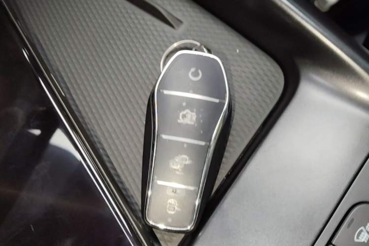 Used BYD Seal 06 New Energy 2025 EV 545KM Flagship Edition Vehicle Key