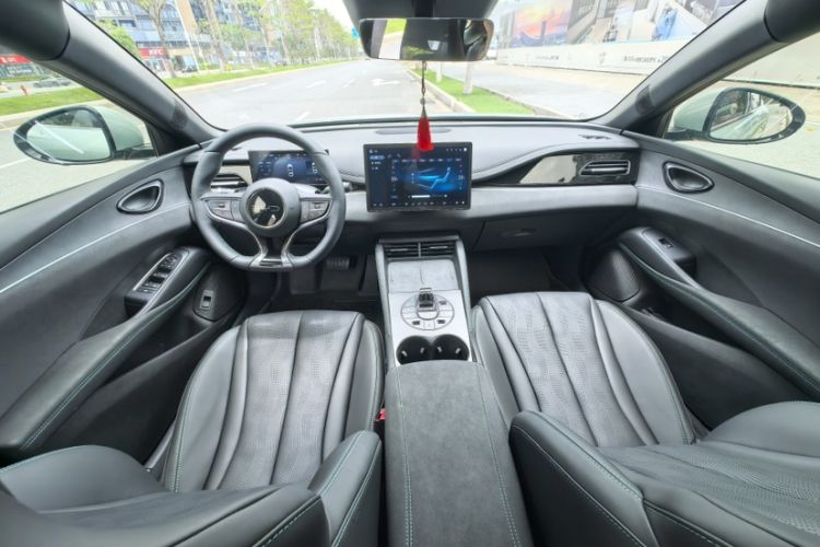 Used BYD Seal 06 New Energy 2025 DM-i Smart Drive 120KM Deluxe Model Audio And AC Panel