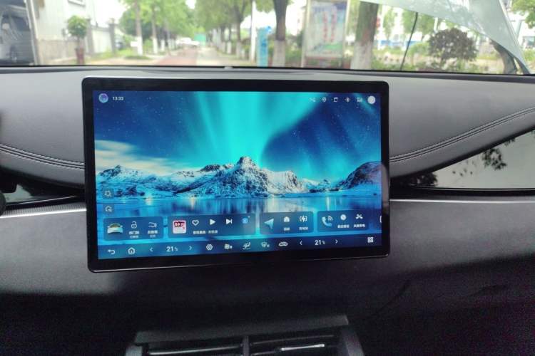 Used BYD Seal 06 New Energy 2025 DM-i Smart Drive 80KM Luxury Model Audio And AC Panel