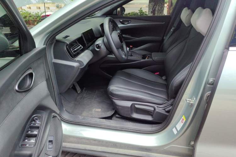 Used BYD Seal 06 New Energy 2025 DM-i Smart Drive 80KM Luxury Model Driver Seat