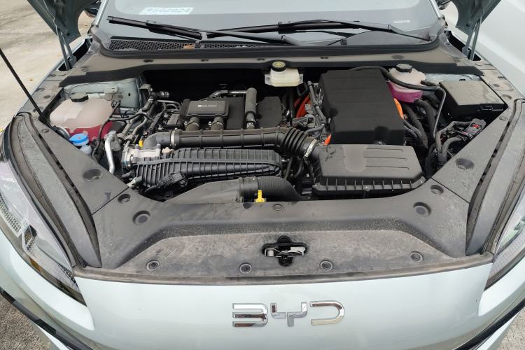 Used BYD Seal 06 New Energy 2025 DM-i Intelligent Drive 120KM Flagship Model Engine Bay