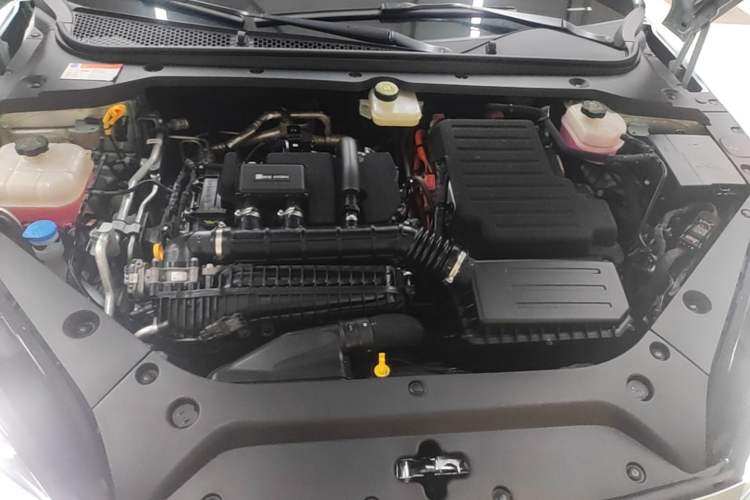 Used BYD Seal 06 New Energy 2025 DM-i Smart Drive 80KM Prestige Model Engine Bay