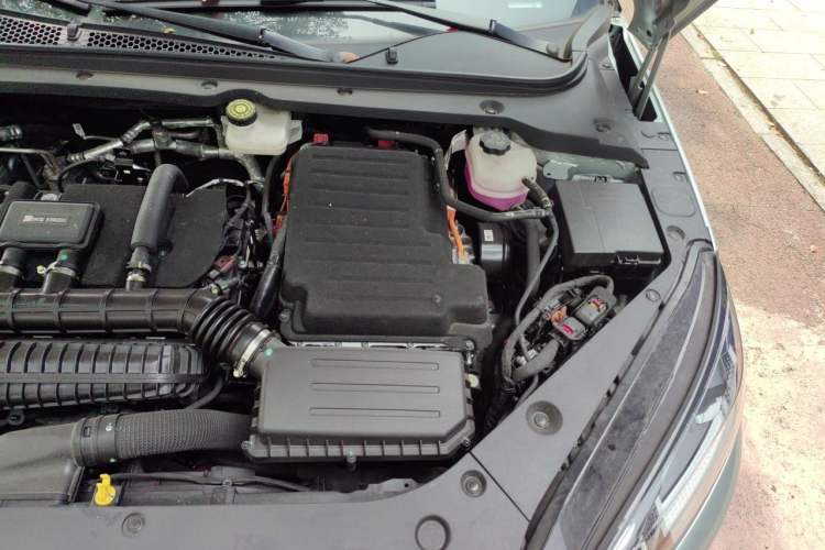 Used BYD Seal 06 New Energy 2025 DM-i Smart Drive 80KM Luxury Model Engine Bay Left