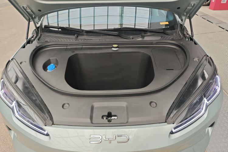 Used BYD Seal 06 New Energy 2025 EV 545KM Premium Edition Engine Bay