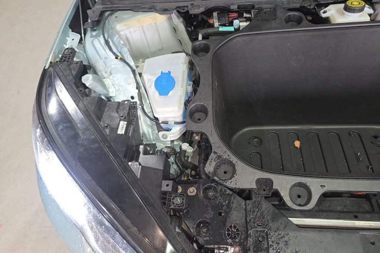 Used BYD Seal 06 New Energy 2025 EV 545KM Flagship Edition Engine Bay Right