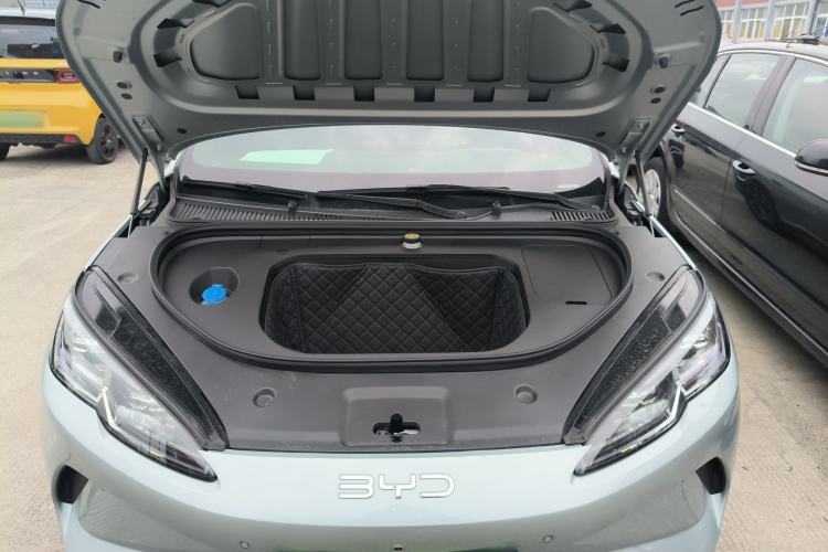 Used BYD Seal 06 New Energy 2025 EV 545KM Premium Edition Engine Bay