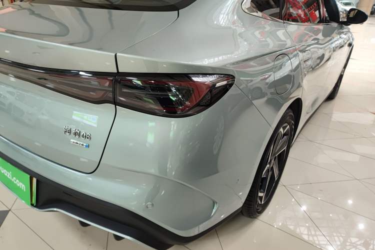 Used BYD Seal 06 New Energy 2025 DM-i Intelligent Drive 120KM Flagship Model Exterior 3