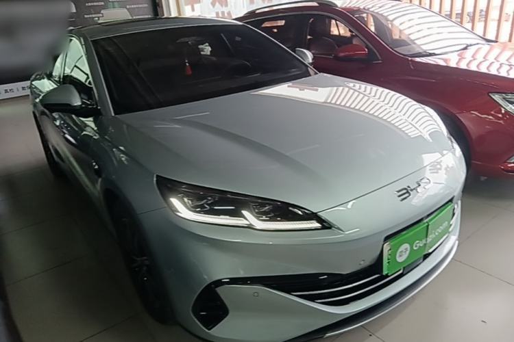 Used BYD Seal 06 New Energy 2025 DM-i Smart Drive 120KM Deluxe Model Front Right 45 Deg