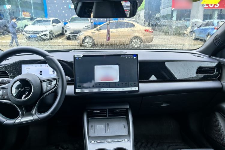 Used BYD Seal 06 New Energy 2025 EV 545KM Flagship Edition Interior 1