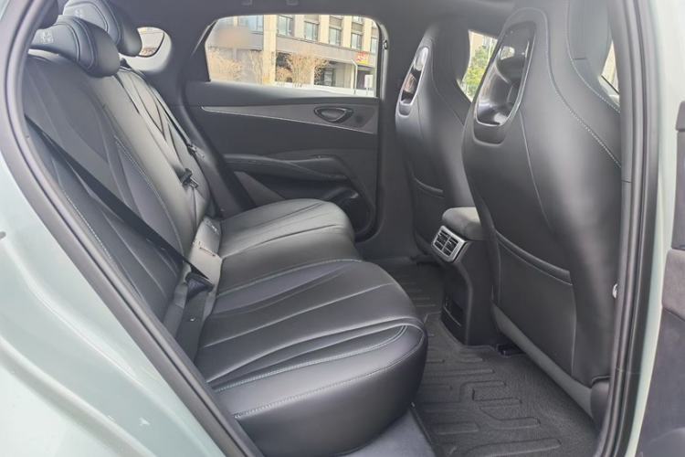 Used BYD Seal 06 New Energy 2025 DM-i Smart Drive 120KM Prestige Model Interior 3