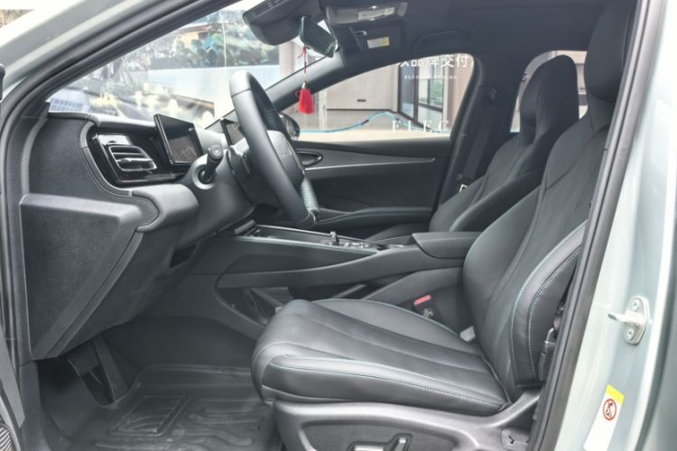 Used BYD Seal 06 New Energy 2025 DM-i Smart Drive 120KM Deluxe Model Interior 4