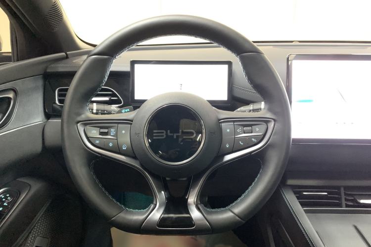 Used BYD Seal 06 New Energy 2025 DM-i Smart Drive 80KM Prestige Model Interior 7