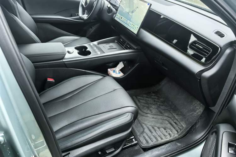 Used BYD Seal 06 New Energy 2025 EV 545KM Flagship Edition Interior 8