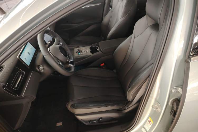 Used BYD Seal 06 New Energy 2025 DM-i Smart Drive 120KM Prestige Model Left Front Seat