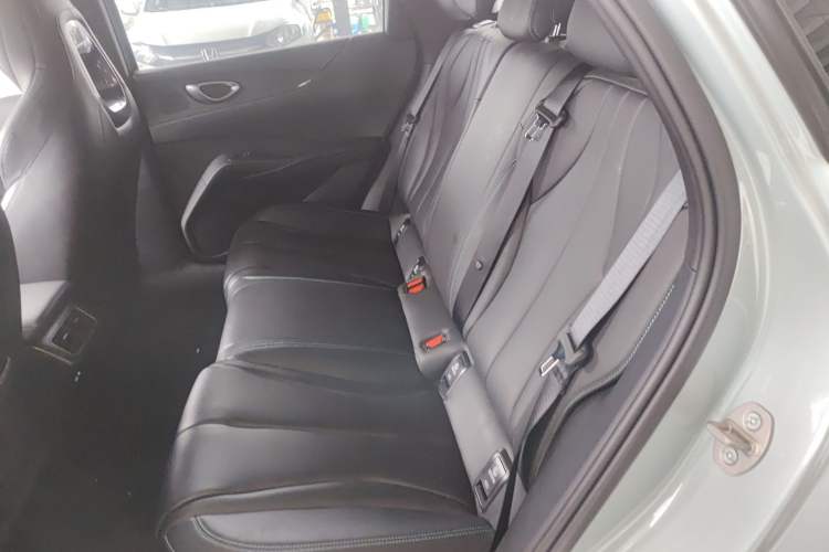 Used BYD Seal 06 New Energy 2025 EV 470KM Prestige Edition Left Rear Seat